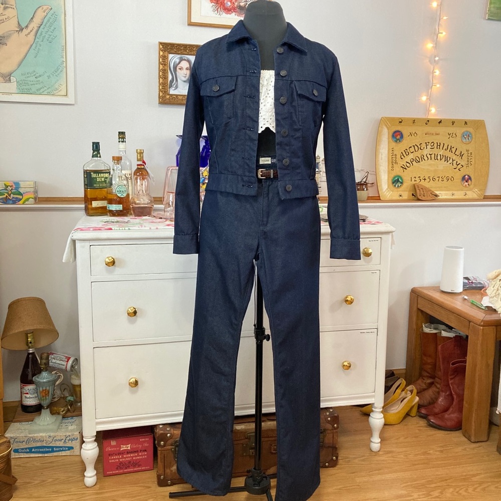 Gap Vintage Style Flairs - Picture 2 of 6